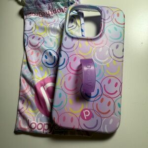 Loopy Case 14 Pro Righty Smileys